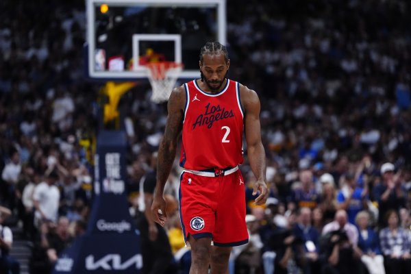 NBA đã phạt Clippers một triệu