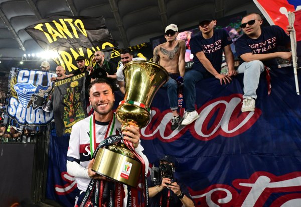 Calabria: Giành được Cup Yi với Bologna là một trò đùa của số phận, tôi luôn thuộc về Milan