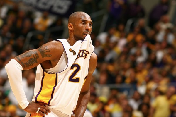 Chalmos: Kobe siêu khiêm tốn r