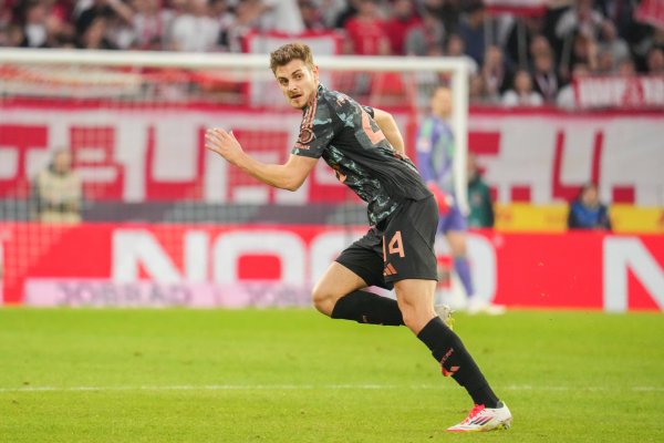 Quan chức Bayern: Stanisic bị 