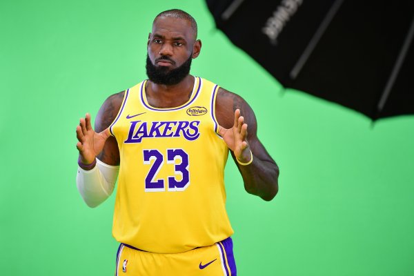 Giám đốc điều hành NBA: Đau 