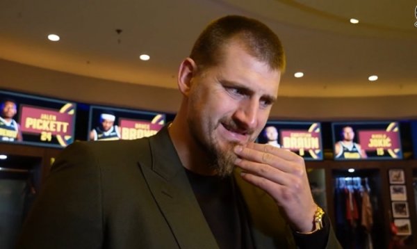 Hôm nay cú ném bóng của Gordon